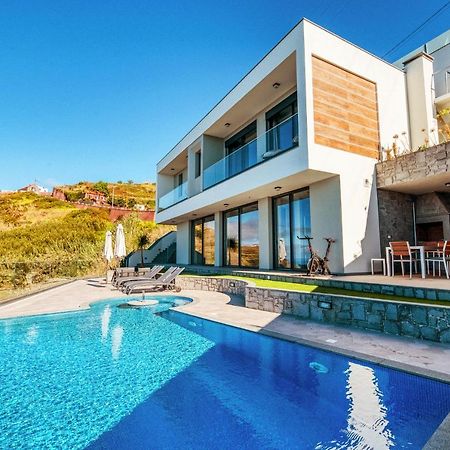 The Cliffhouse By Lovelystay Faja da Ovelha Exterior photo